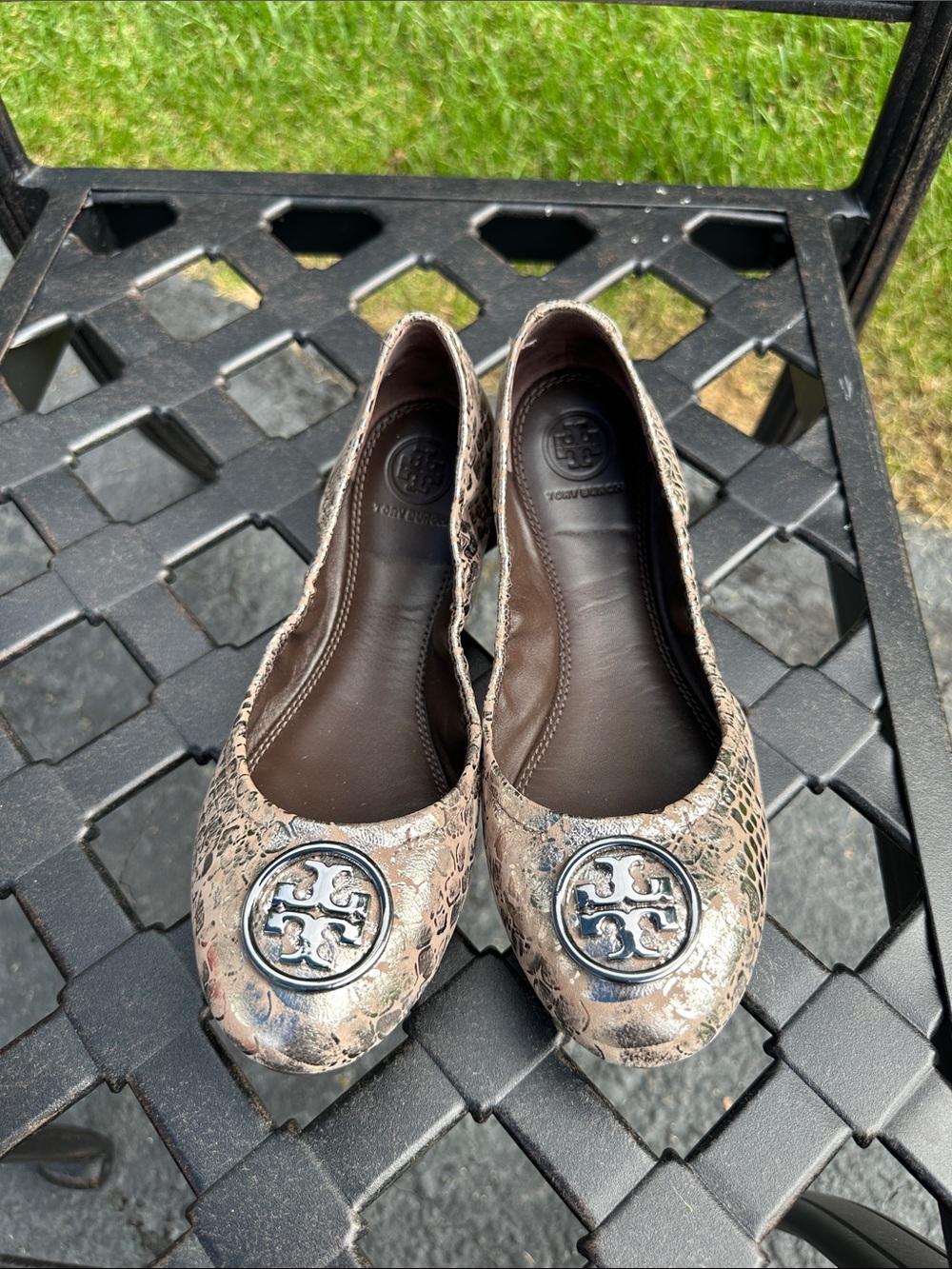 Tory Burch champagne, gold Snake-Print Logo Ballet Flats
